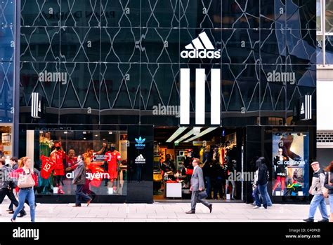 Frankfurt Adidas outlet